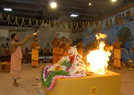 Pournami Yagam Full Seva